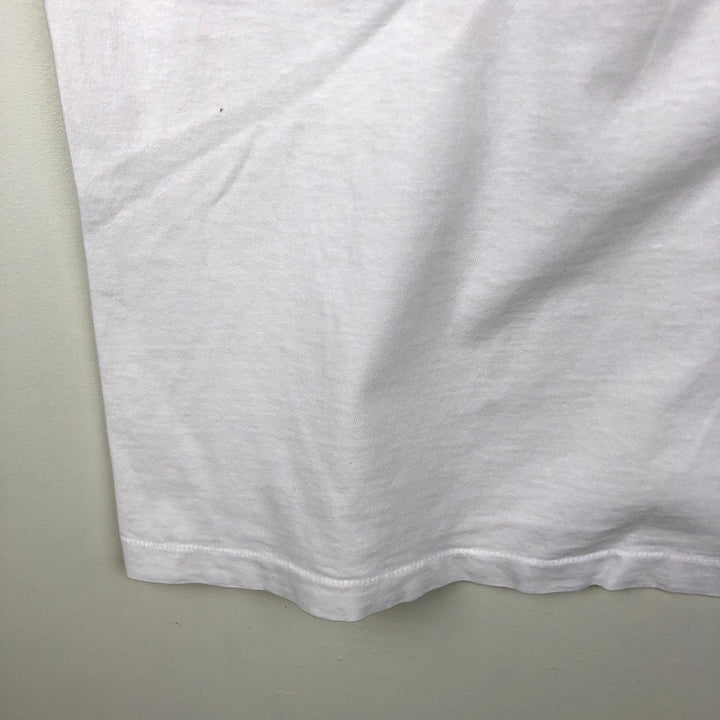 1990'S Art Gallery of Ontario AGO HENRY MOORE Art T-shirt, Made in Canada, Men's XL equivalent, Vintage cotton white type Vintage Second Hand