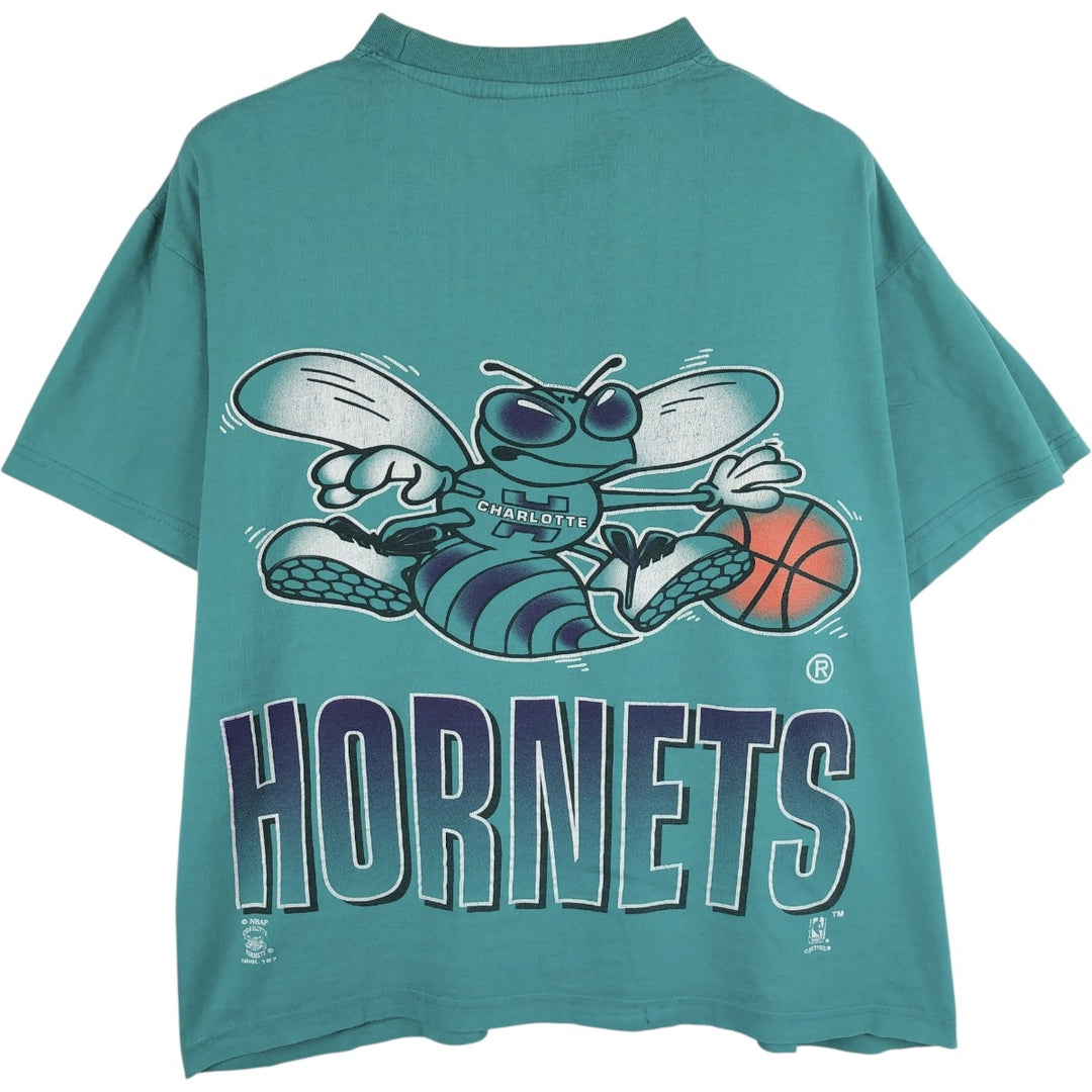 90'S Nutmeg Mills NBA Charlotte Hornets sports print T-shirt, men's size M (approx.) cotton Emerald green Vintage Second Hand