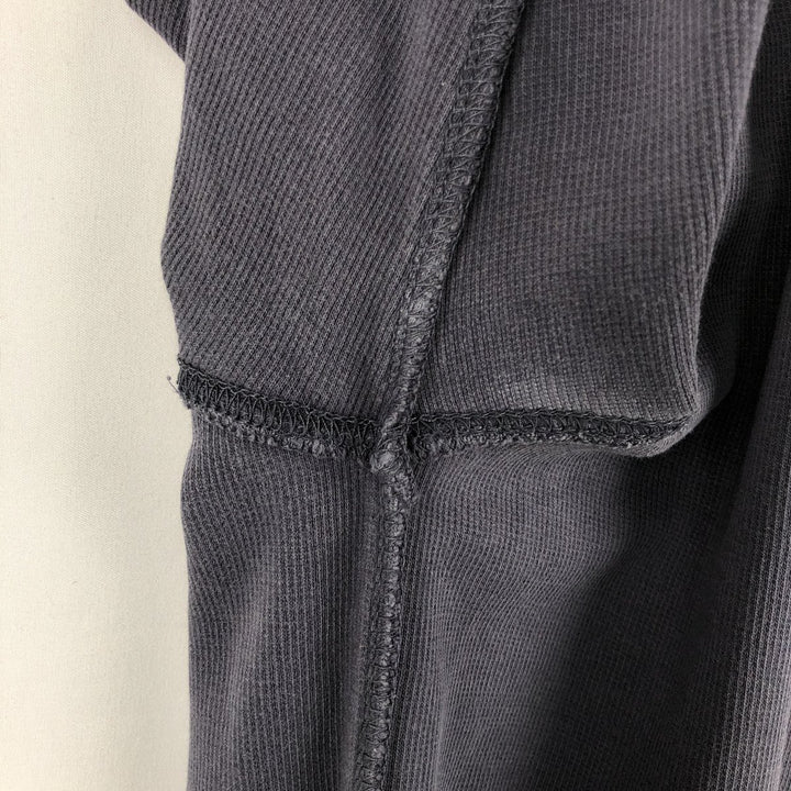 Carhartt Thermal Long T-Shirt, Men's Size Medium cotton Charcoal Vintage Second Hand