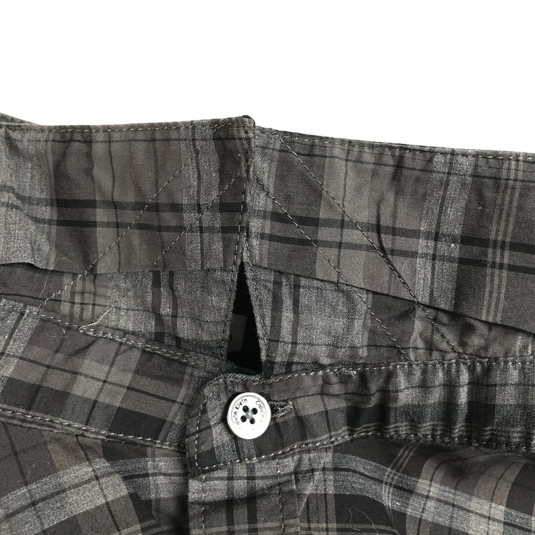 Calvin Klein Check Pattern Long-Sleeve Cotton Check Shirt, Men's Size L (approx.) cotton black type Vintage Second Hand
