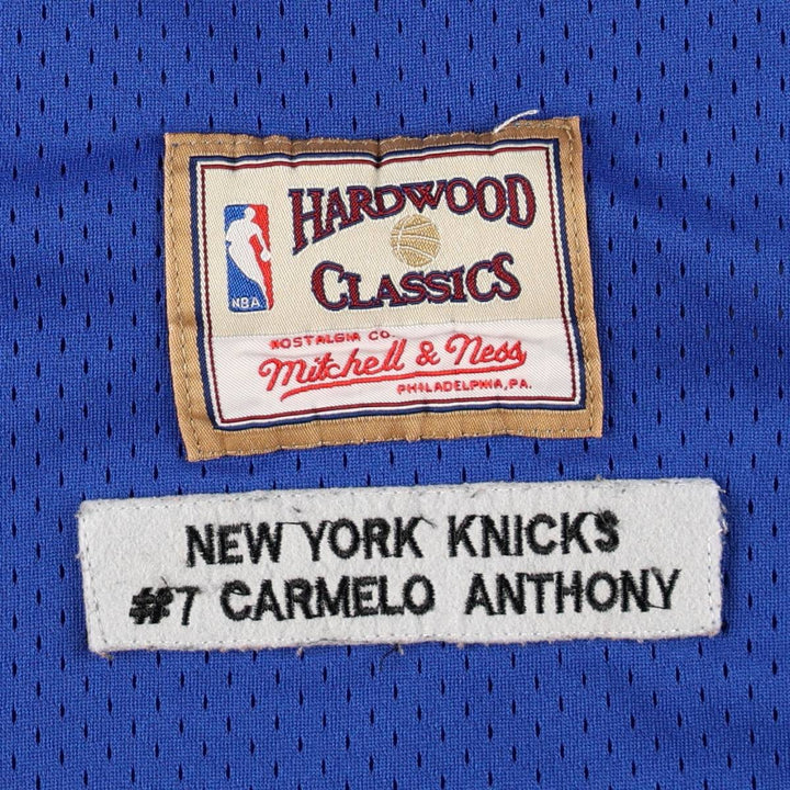 Mitchell and Ness NBA New York Knicks V-Neck Mesh Game Shirt Replica Uniform (Men's Size L) unclear blue type Vintage Second Hand