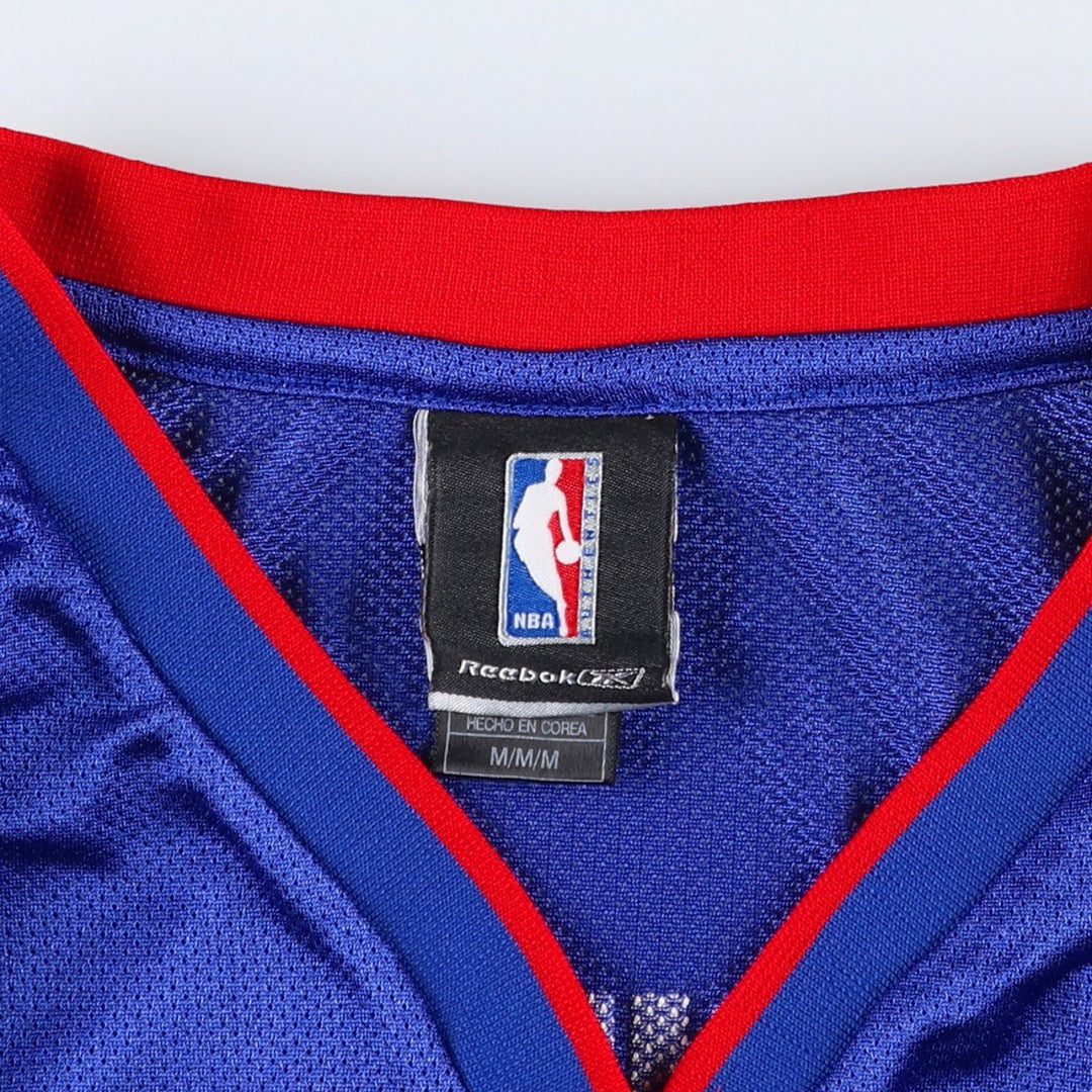 Reebok Detroit Pistons Mesh V-Neck Game Shirt Replica Uniform (Men's Size M) Nylon blue type Vintage Second Hand