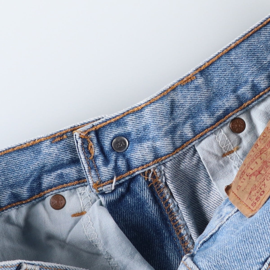 2000'S Levi's 550 Relaxed Fit Tapered Denim Pants, Made in USA, Men's Size W30 cotton blue type Vintage Second Hand