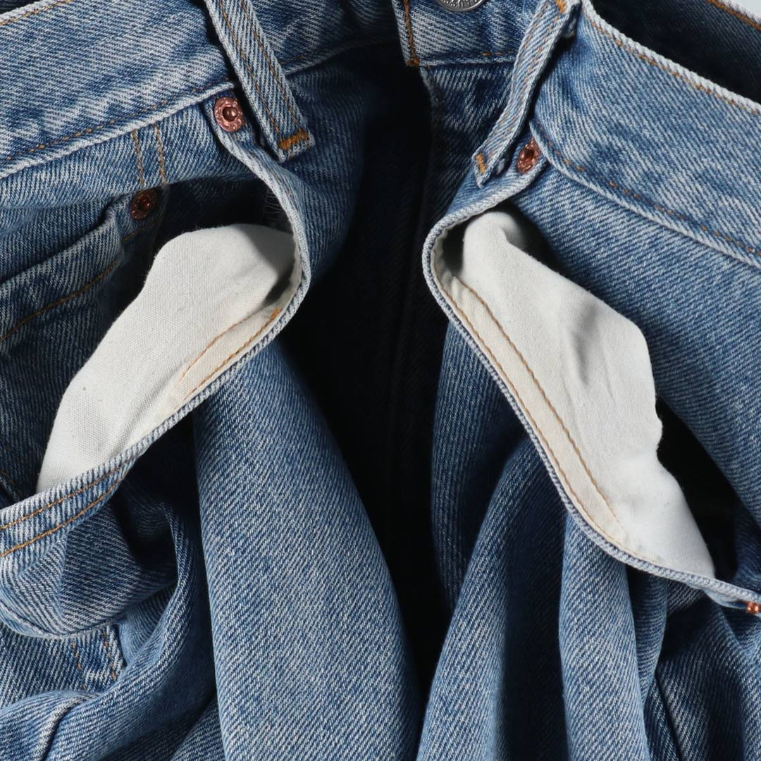 1990'S Levi's 505 Regular Fit Straight Leg Tapered Denim Pants, Made in Canada, Men's Size W33 (approx.), Vintage cotton blue type Vintage Second Hand