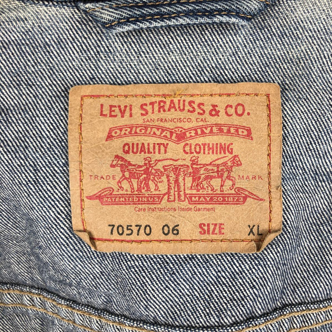 2000'S Levi's 70570-0602 Euro Model Denim Jacket, Men's Size XL (approx.) cotton blue type Vintage Second Hand