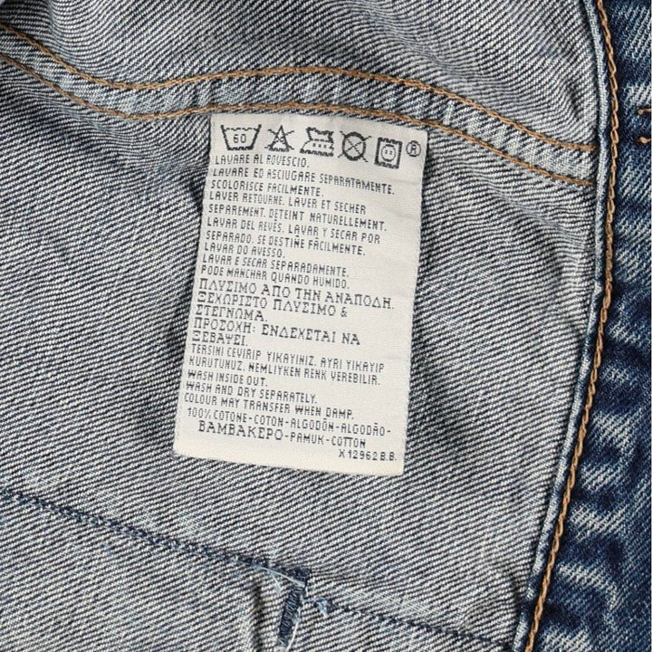 1990'S Levi's 70503-0401 Euro Model Denim Jacket (Men's Size L equivalent) Vintage cotton blue type Vintage Second Hand