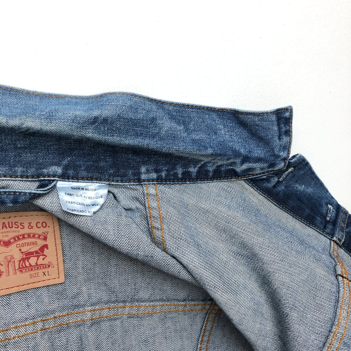 Levi's denim jacket, denim jacket, men's size XL cotton blue type Vintage Second Hand