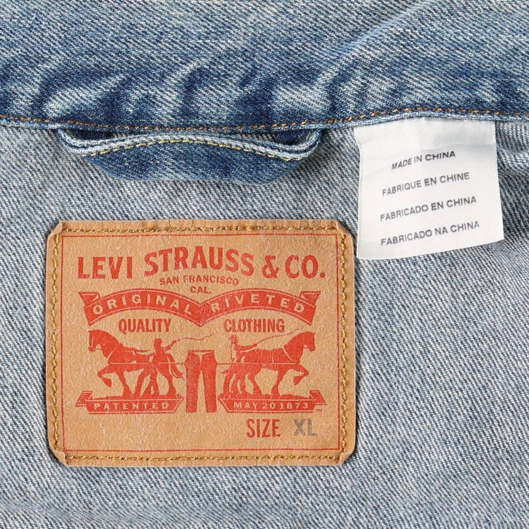Levi's denim jacket, denim jacket, men's size XL cotton blue type Vintage Second Hand
