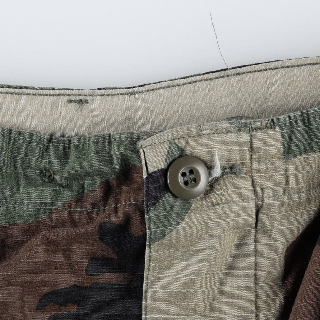 1990'S US Military Issue Camouflage Pattern Woodland Camo Ripstop Military Cargo Pants Combat Pants Made in USA MEDIUM-LONG Nylon Khaki type Vintage Second Hand