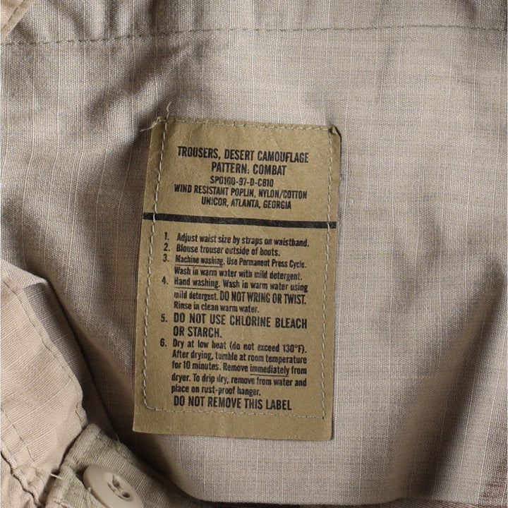 1990'S US Military Issue Camouflage Pattern 3C Desert Camo Ripstop Military Cargo Pants Combat Pants Made in USA Small-Long Nylon Beige type Vintage Second Hand