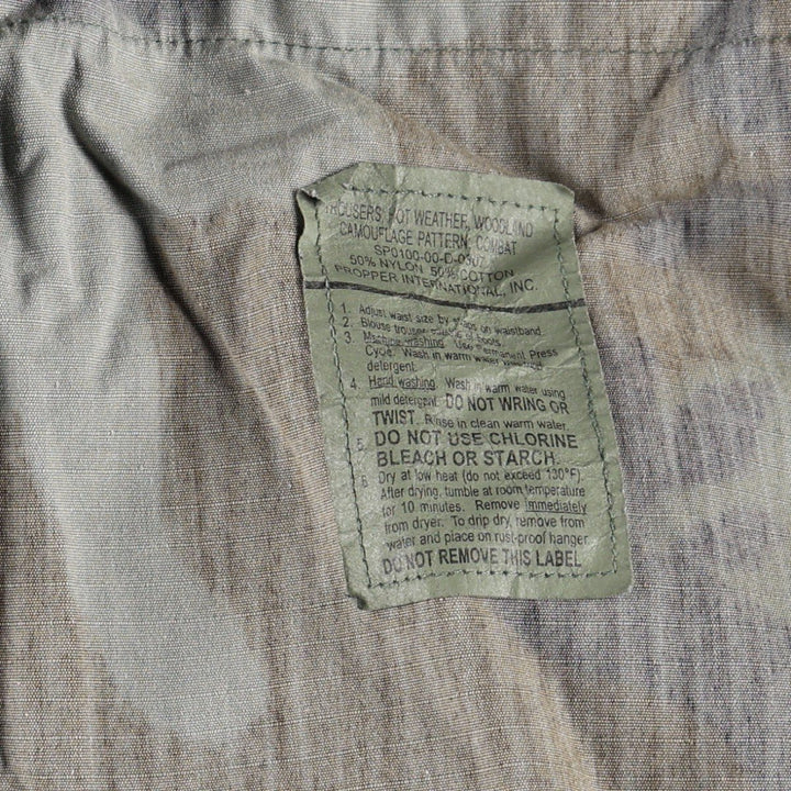 2000'S US Military Issue Woodland Camo Ripstop Military Cargo Pants Combat Pants Made in USA MEDIUM-REGULAR Nylon Khaki type Vintage Second Hand