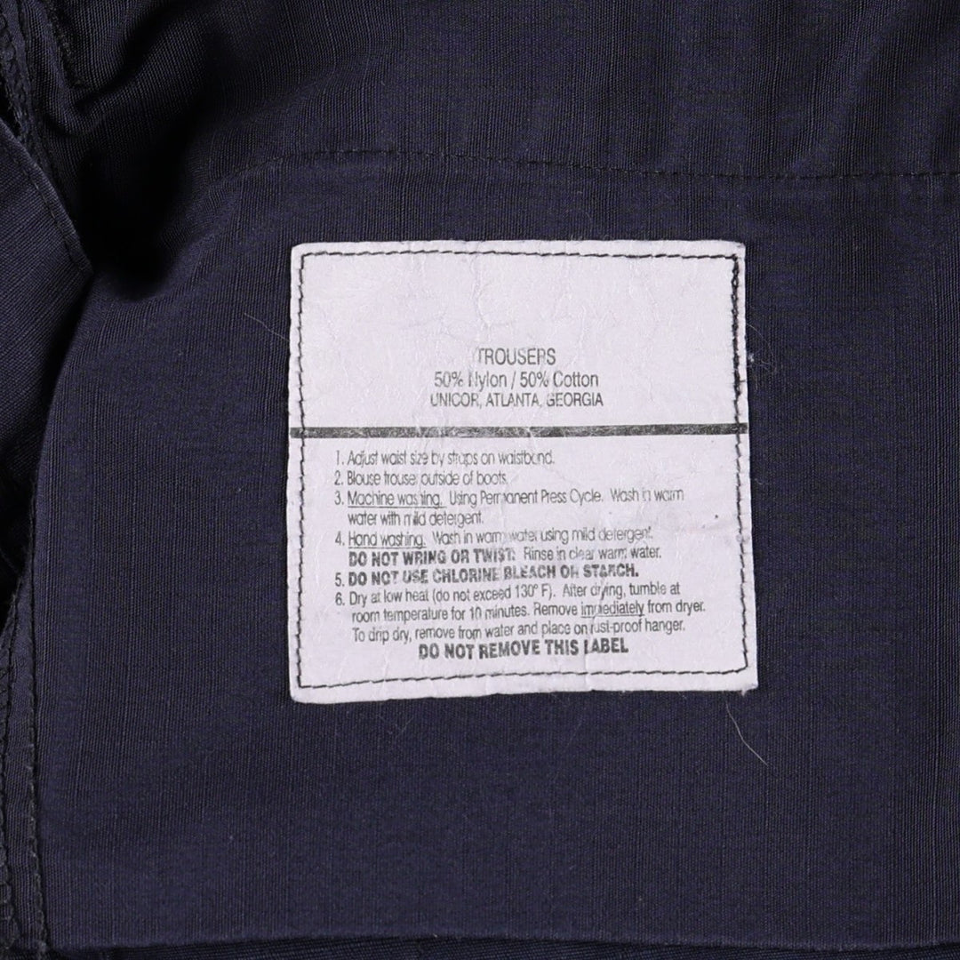 Genuine US military surplus ripstop military cargo pants, medium-long, men's size W34 equivalent. Nylon navy blue type Vintage Second Hand
