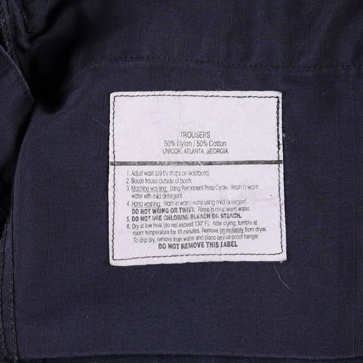 Genuine US military surplus ripstop military cargo pants, medium-long, men's size W34 equivalent. Nylon navy blue type Vintage Second Hand