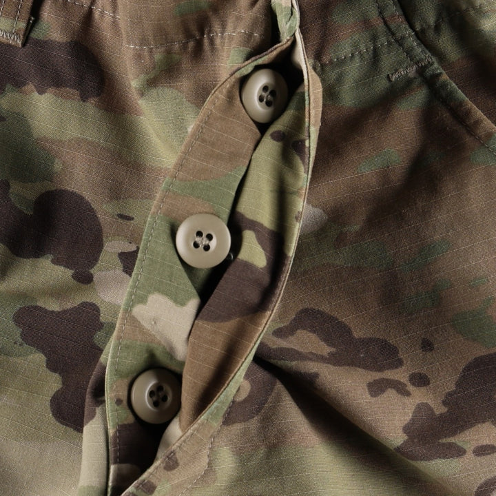 Genuine US military surplus Multicam camouflage pattern ripstop military cargo pants/combat pants, made in the USA, men's size W31 equivalent. Nylon Khaki type Vintage Second Hand