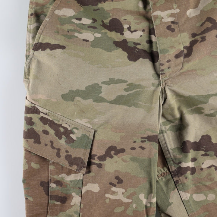 Genuine US military surplus Multicam camouflage pattern ripstop military cargo pants/combat pants, made in the USA, men's size W31 equivalent. Nylon Khaki type Vintage Second Hand