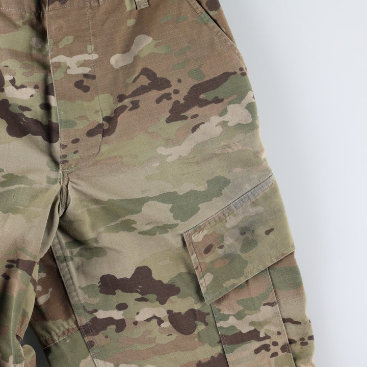 Genuine US military surplus Multicam camouflage pattern ripstop military cargo pants/combat pants, made in the USA, men's size W31 equivalent. Nylon Khaki type Vintage Second Hand