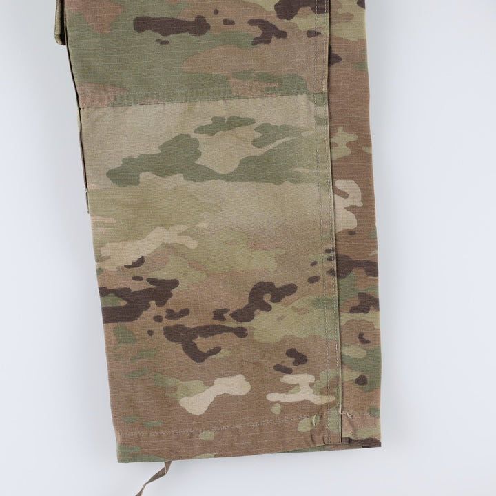 Genuine US military surplus Multicam camouflage pattern ripstop military cargo pants/combat pants, made in the USA, men's size W31 equivalent. Nylon Khaki type Vintage Second Hand