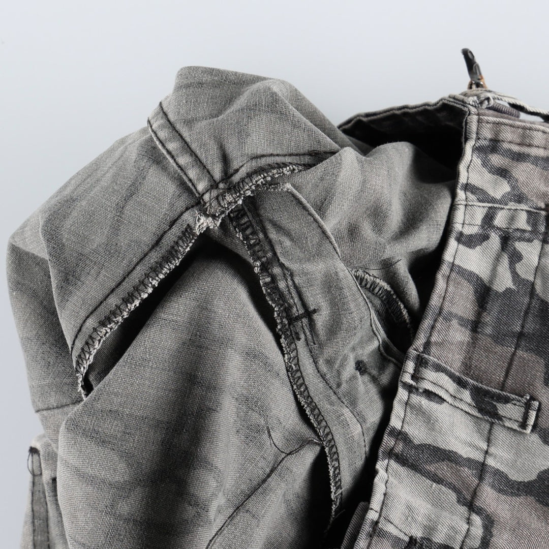 Civilian-made camouflage pattern (Treebark camo), double-knee military cargo pants, made in the USA, men's size W31 equivalent. polyester gray type Vintage Second Hand