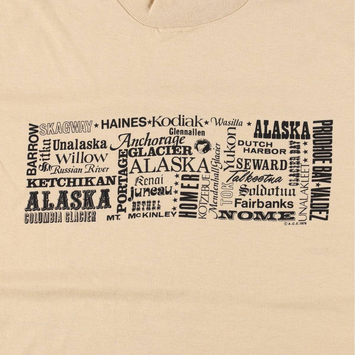 70'S sportswear souvenir T-shirt, made in USA, men's size XL equivalent, vintage. polyester Beige type Vintage Second Hand