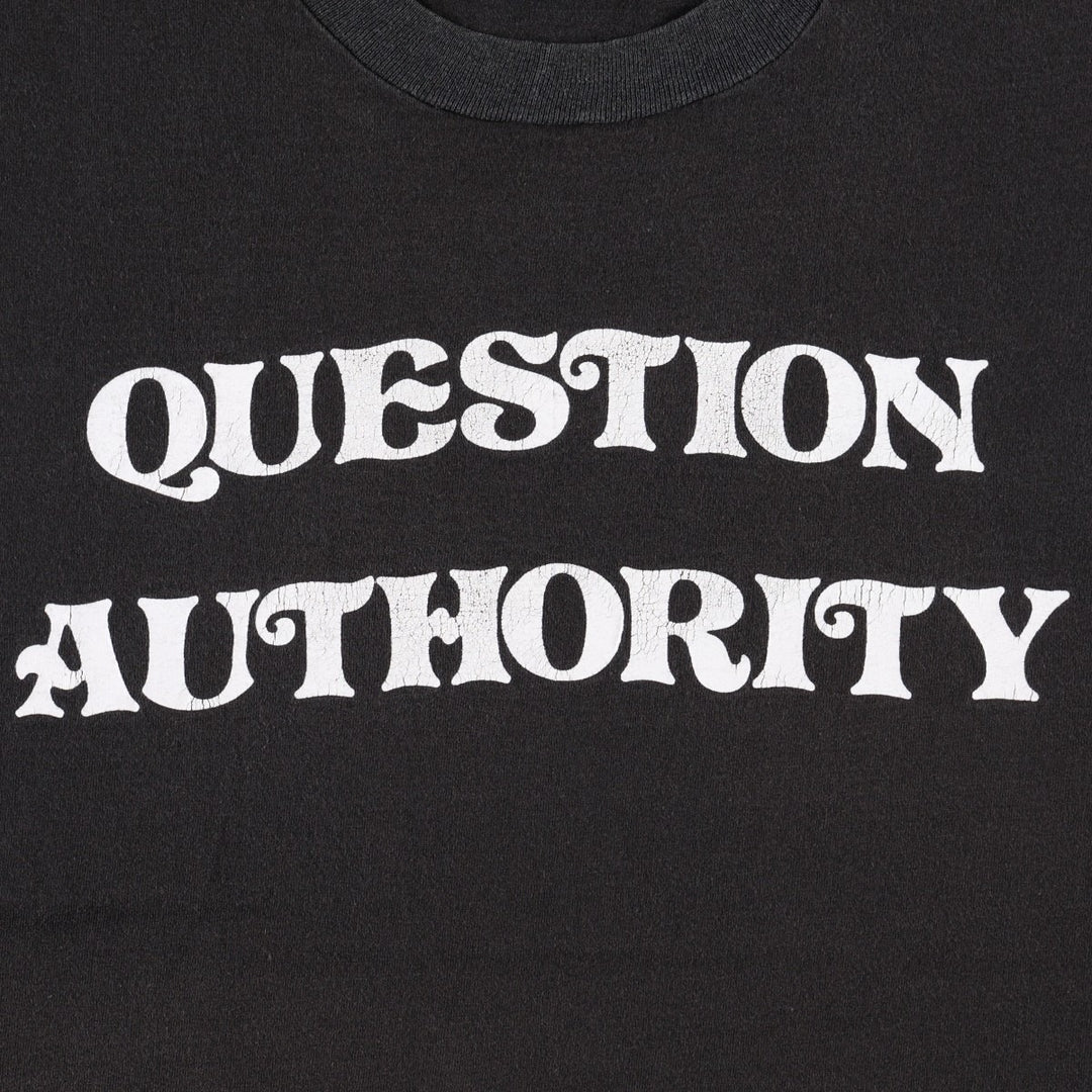 Vintage 90'S Hanes printed T-shirt, made in the USA, size L for men cotton black type Vintage Second Hand