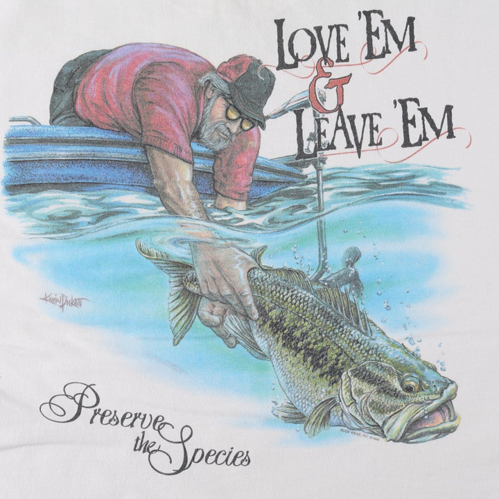 90'S Fruit of the Loom fish print t-shirt, men's size L equivalent, vintage. cotton white type Vintage Second Hand