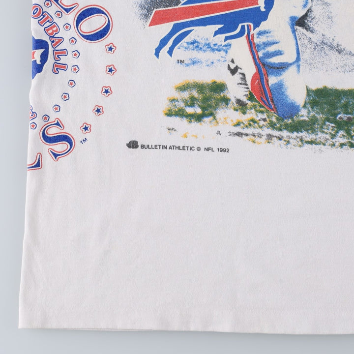 BULLETIN ATHLETIC NFL BUFFALO BILLS Logo Print T-Shirt, Made in Canada, Men's Size L (approx.) cotton white type Vintage Second Hand