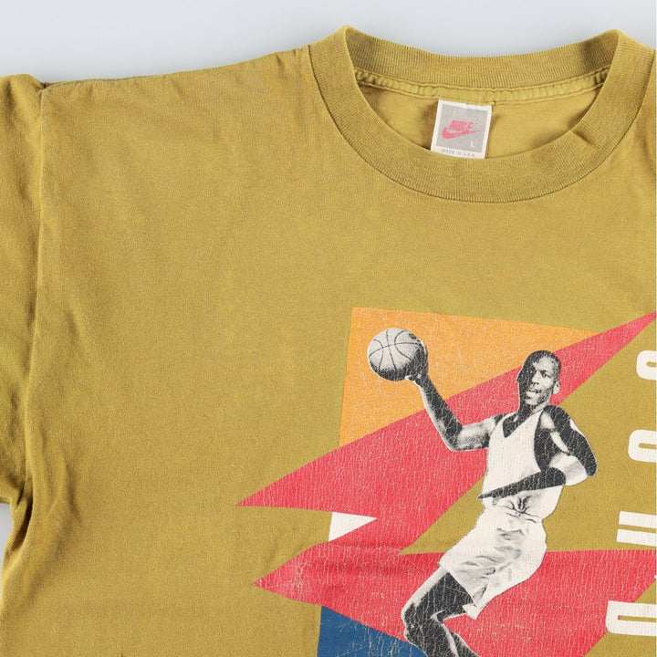 90'S Nike AIR JORDAN Sport Print T-Shirt (Silver Tag) - Made in USA - Men's Size L (Equivalent) - Vintage cotton yellow type Vintage Second Hand