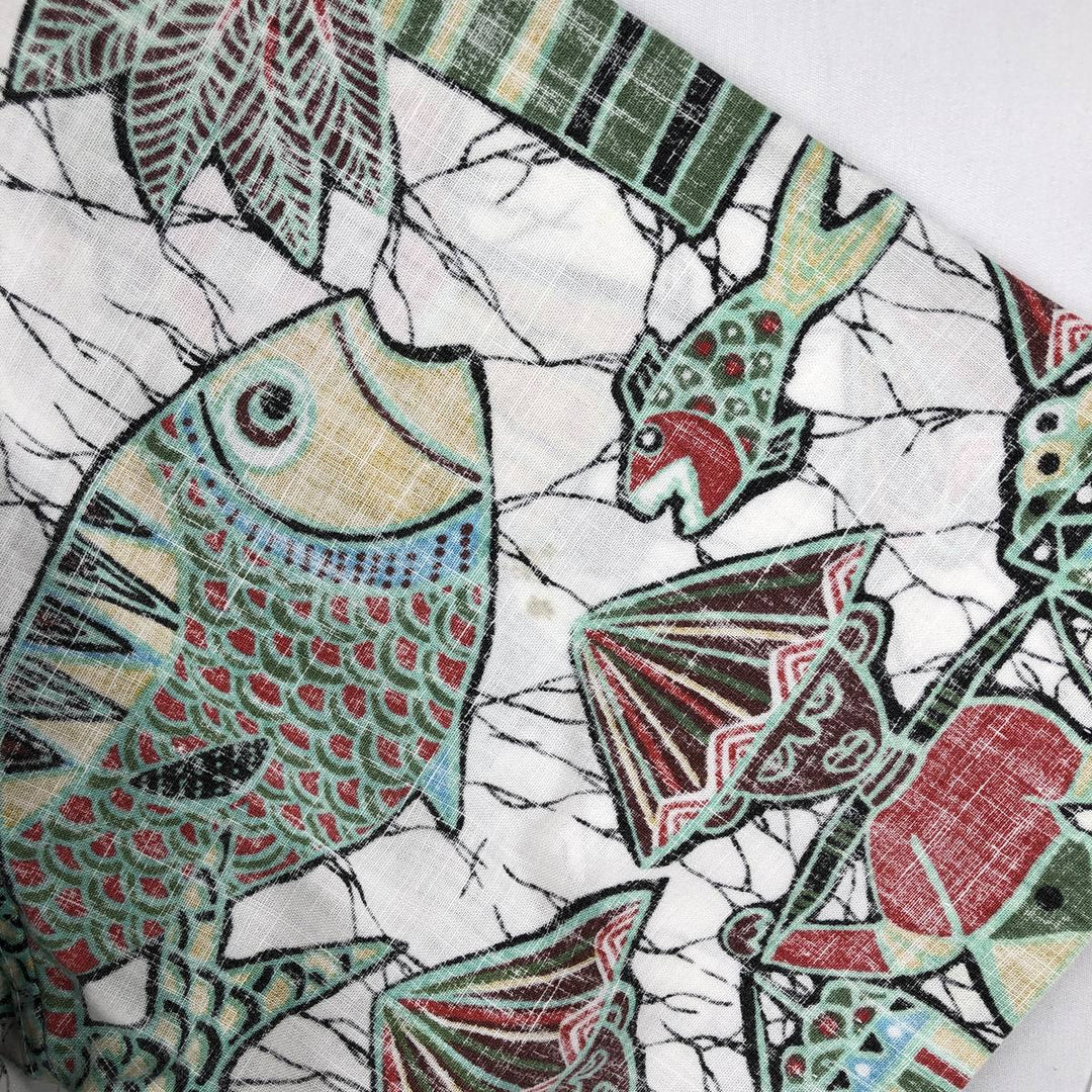 90'S Reyn Spooner swimwear tag, bikini tag, all-over print, button-down, half-button, Hawaiian Aloha shirt, boxy shirt. cotton white type Vintage Second Hand