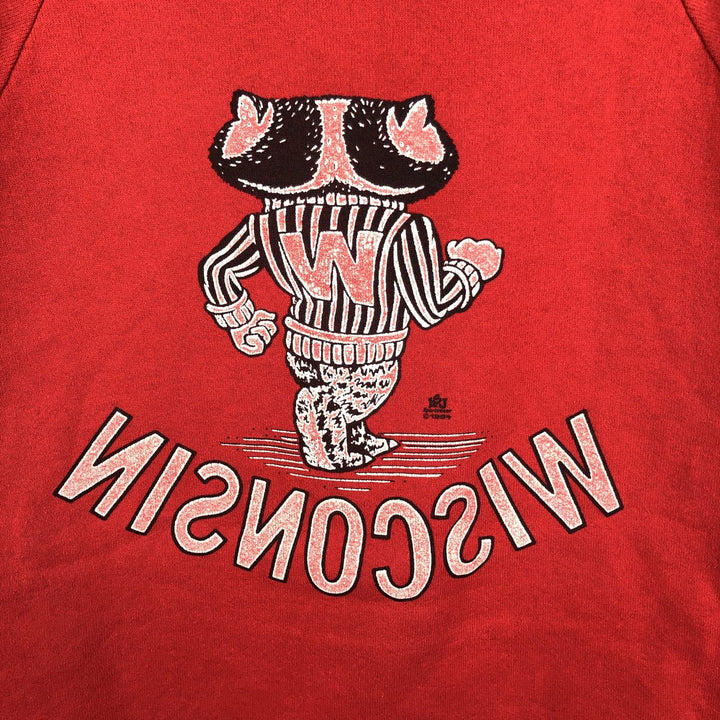 80'S Jerseys University of Wisconsin College Character Sweatshirt, Made in USA, Men's XL equivalent. polyester red type Vintage Second Hand