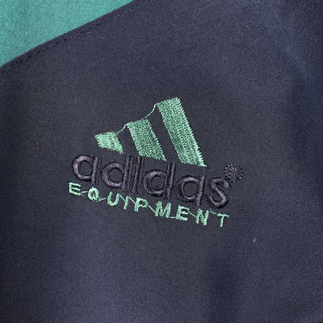 90'S Adidas Equipment windbreaker, size XL (equivalent to men's XL) unclear navy blue type Vintage Second Hand