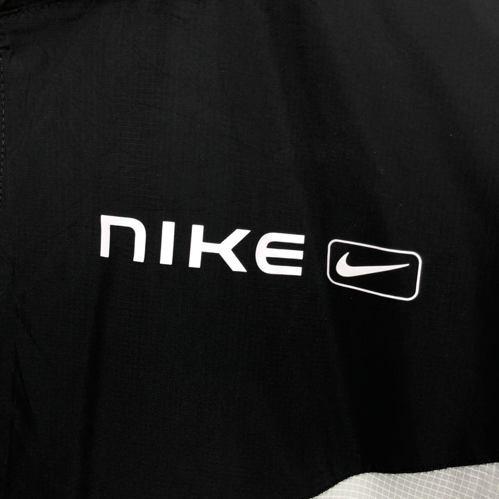 Nike Windbreaker Men's Size Small polyester black type Vintage Second Hand