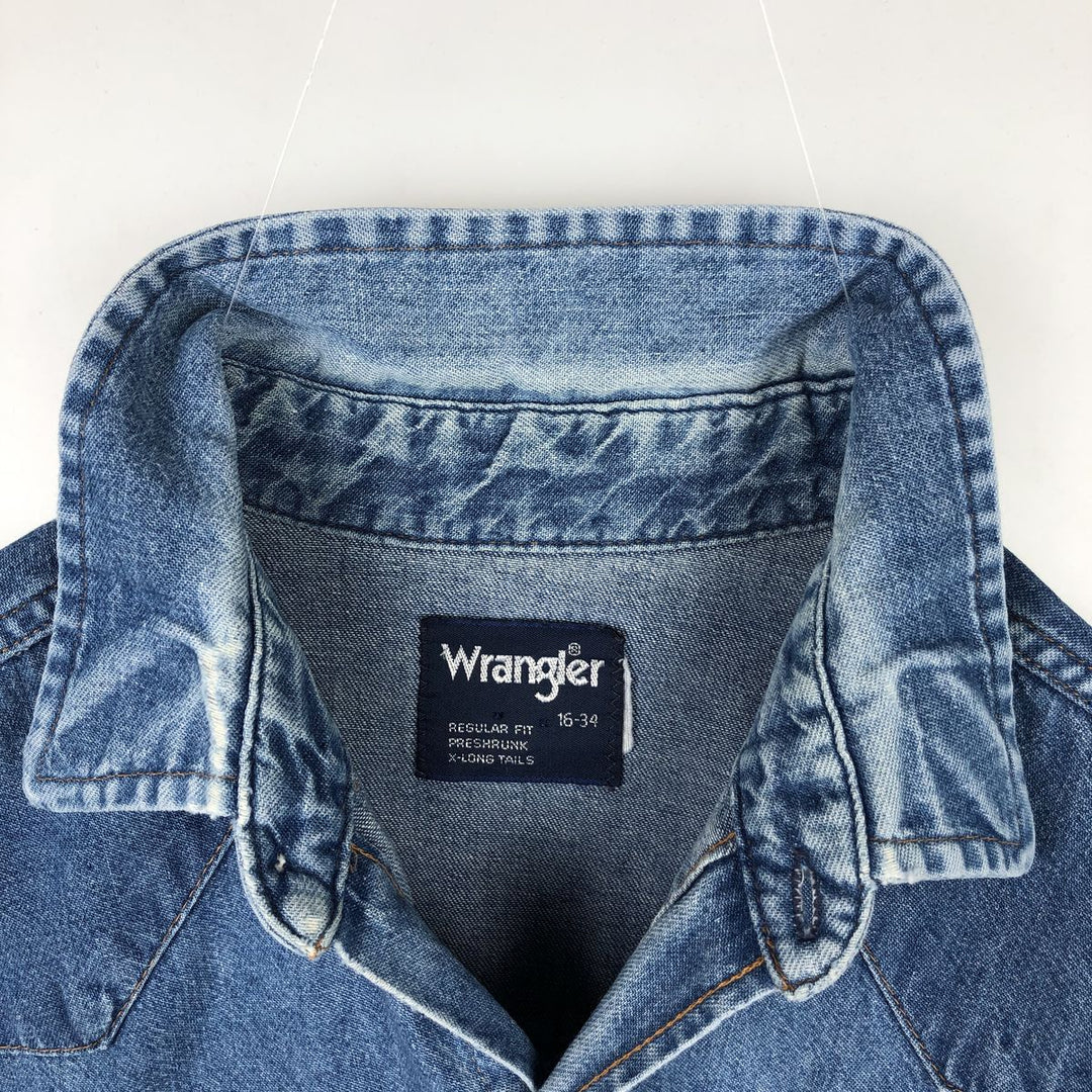 Wrangler Long Sleeve Denim Western Shirt, Men's Size Medium unclear blue type Vintage Second Hand