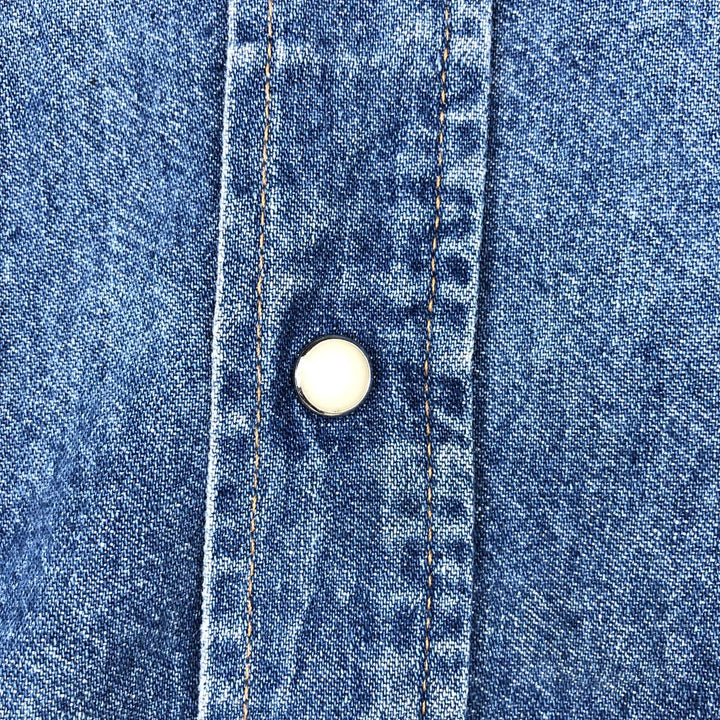 Wrangler Long Sleeve Denim Western Shirt, Men's Size Medium unclear blue type Vintage Second Hand