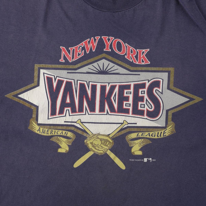 90'S Hanes Heavyweight New York Yankees Sports Print T-Shirt, Men's XL equivalent, Vintage cotton navy blue type Vintage Second Hand