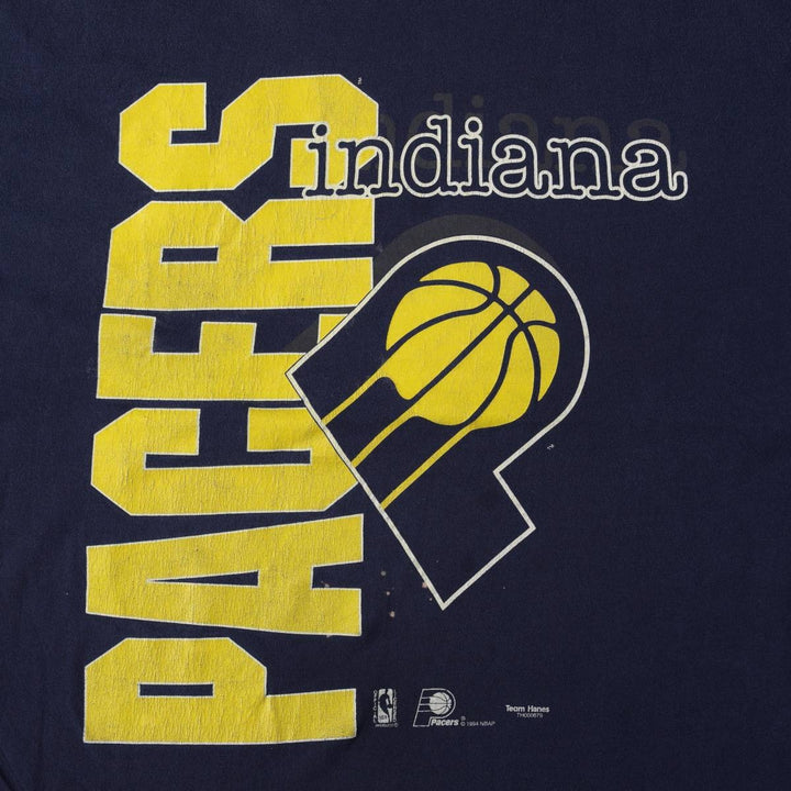 90'S Hanes ChampKnit Indiana Pacers sports print t-shirt, made in USA, men's size XXL equivalent, vintage. cotton navy blue type Vintage Second Hand
