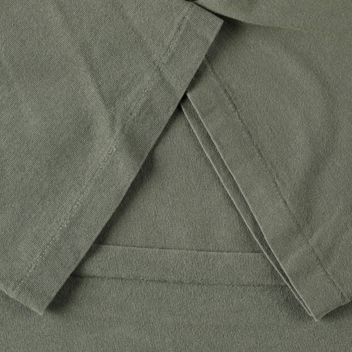 90'S Quiksilver Back Logo Surf Skate T-Shirt, Made in USA, Men's XL (approx.) Vintage cotton Khaki type sage green Vintage Second Hand
