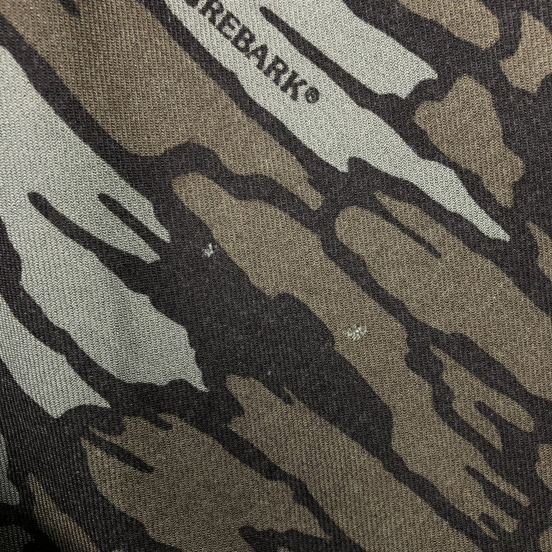 90'S Cabelas Vintage Treebark Camo Military Shirt, Made in USA, Men's Size XL (approx.) polyester Green type dark green Vintage Second Hand