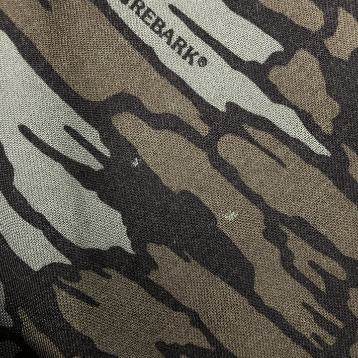 90'S Cabelas Vintage Treebark Camo Military Shirt, Made in USA, Men's Size XL (approx.) polyester Green type dark green Vintage Second Hand