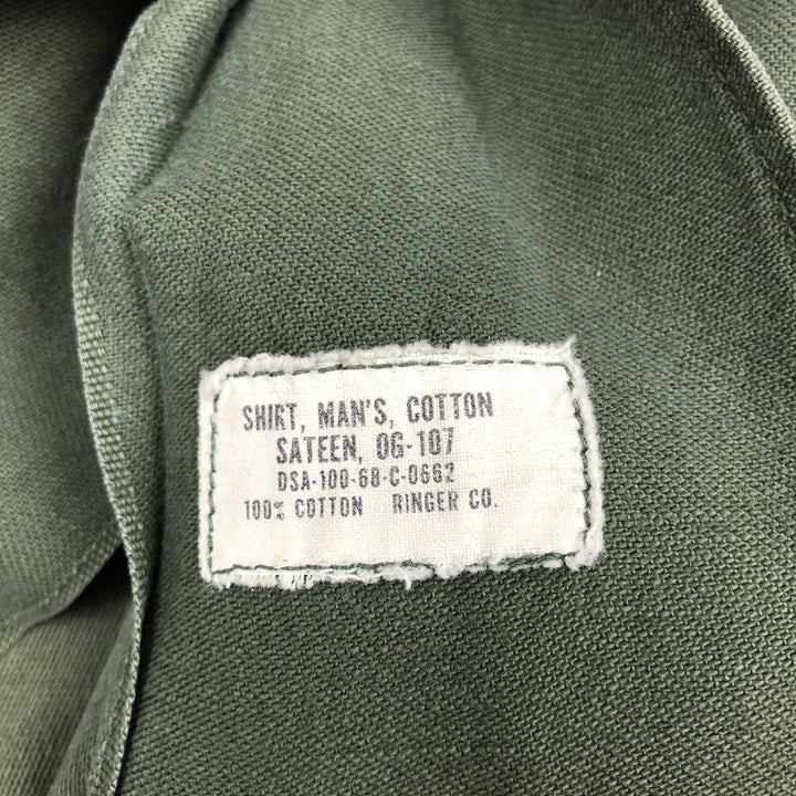 1960'S US Military Issue Utility Shirt, Made in USA, Men's Size M (approx.) cotton Khaki type Vintage Second Hand