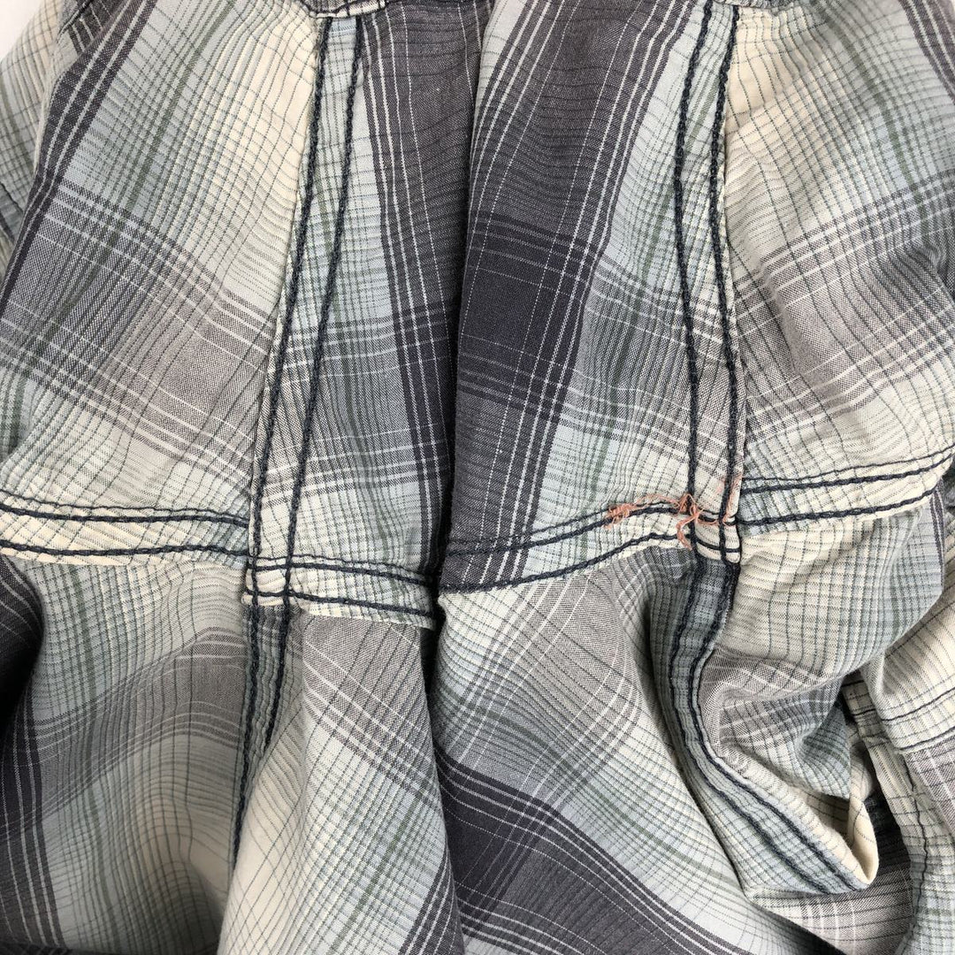 Carhartt Relaxed Fit Ombre Check Button-Down Short Sleeve Work Shirt, Men's Size L cotton gray type Vintage Second Hand