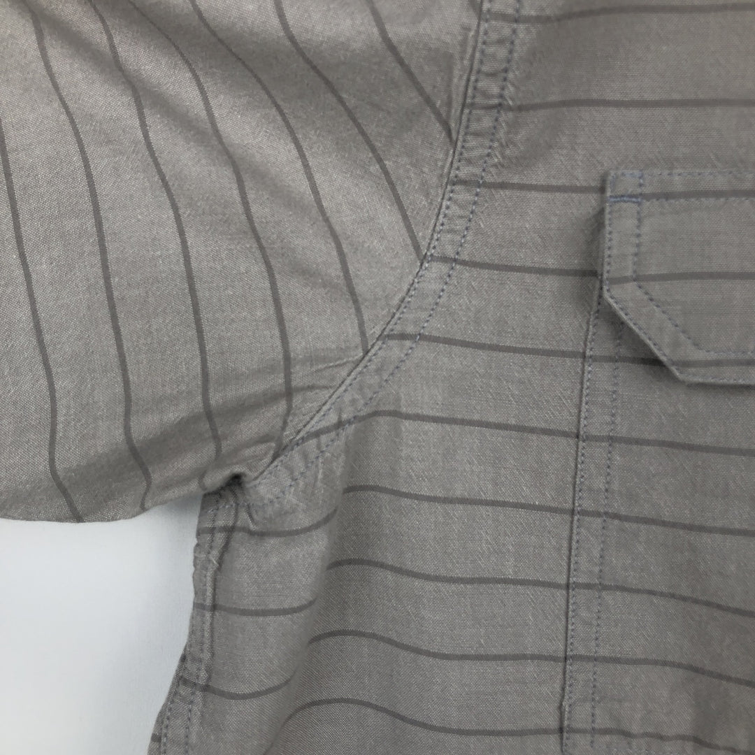 Carhartt Loose Fit Striped Button-Down Short Sleeve Work Shirt, Men's Size L cotton gray type Vintage Second Hand