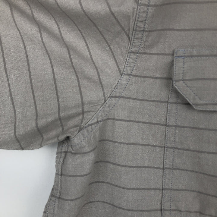 Carhartt Loose Fit Striped Button-Down Short Sleeve Work Shirt, Men's Size L cotton gray type Vintage Second Hand