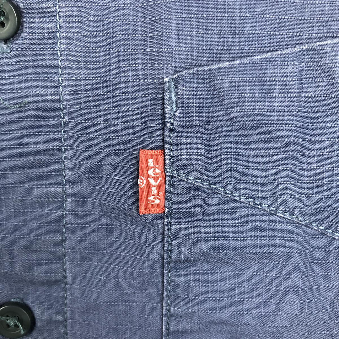 Levi's RED TAB Ripstop Short-Sleeve Cotton Box Shirt (Men's Size M) cotton navy blue type Vintage Second Hand