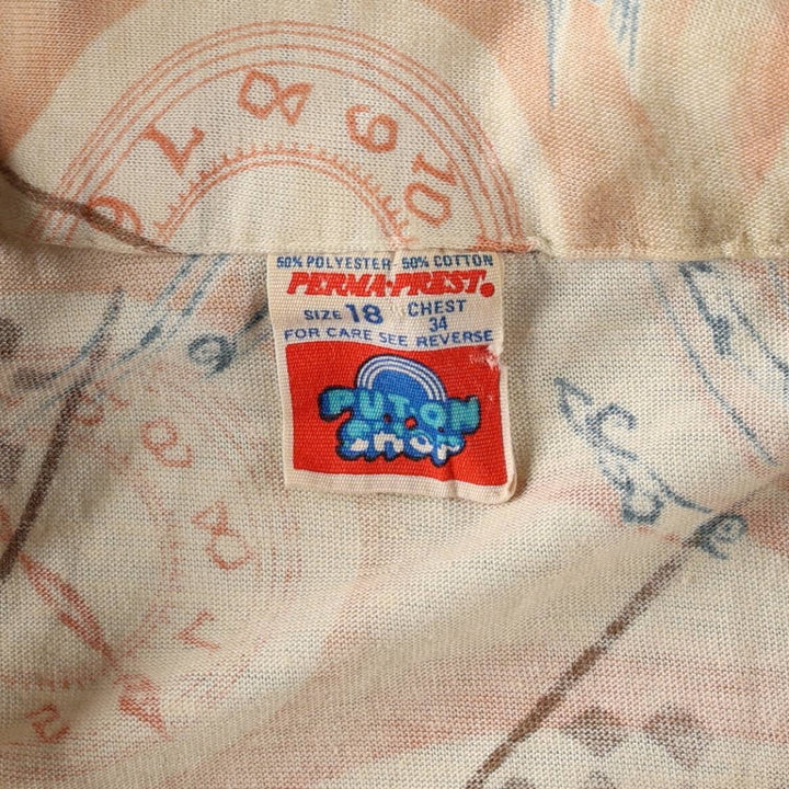 1970'S Sears Put On Shop all-over print skipper collar short-sleeved polo shirt, women's size S equivalent, vintage. polyester coral Vintage Second Hand