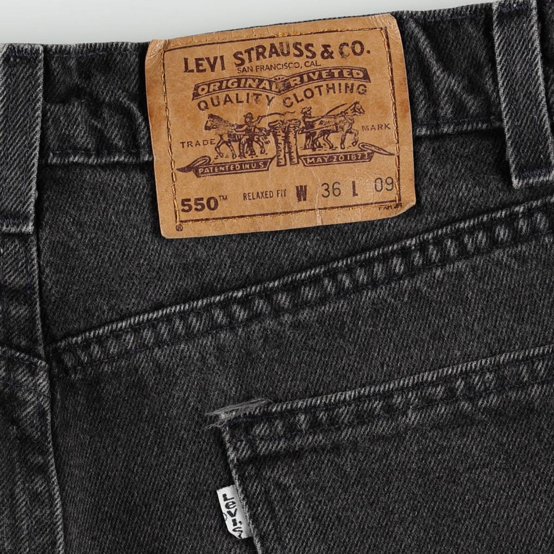 90'S Levi's 550 Relaxed Fit Black Denim Shorts, Made in USA, Men's Size W36 (approx.), Vintage cotton black type Vintage Second Hand