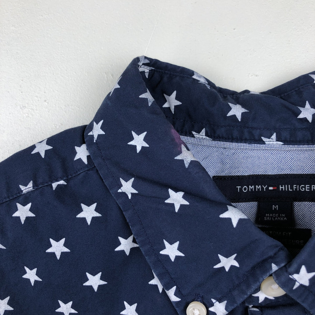 Tommy Hilfiger Custom Fit all-over star print short-sleeved button-down shirt, men's size M. cotton navy blue type Vintage Second Hand