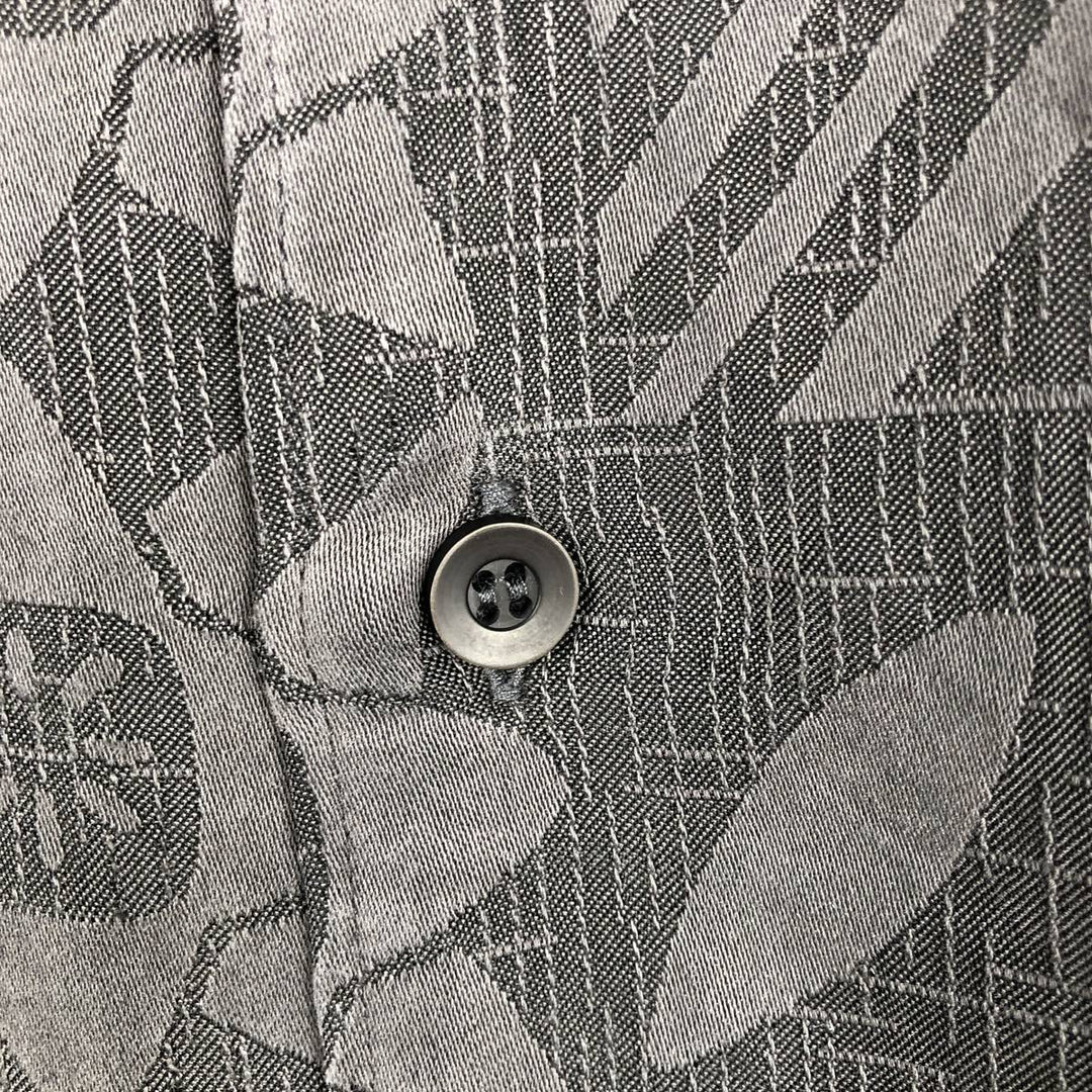 QUIKSILVER All-over print short-sleeved rayon shirt, men's size M, boxy shirt. Rayon Charcoal Vintage Second Hand
