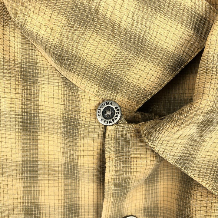 Columbia Short-Sleeve Open-Collar Polyester Box Shirt (Men's Size L) Polynosic ocher yellow type Vintage Second Hand
