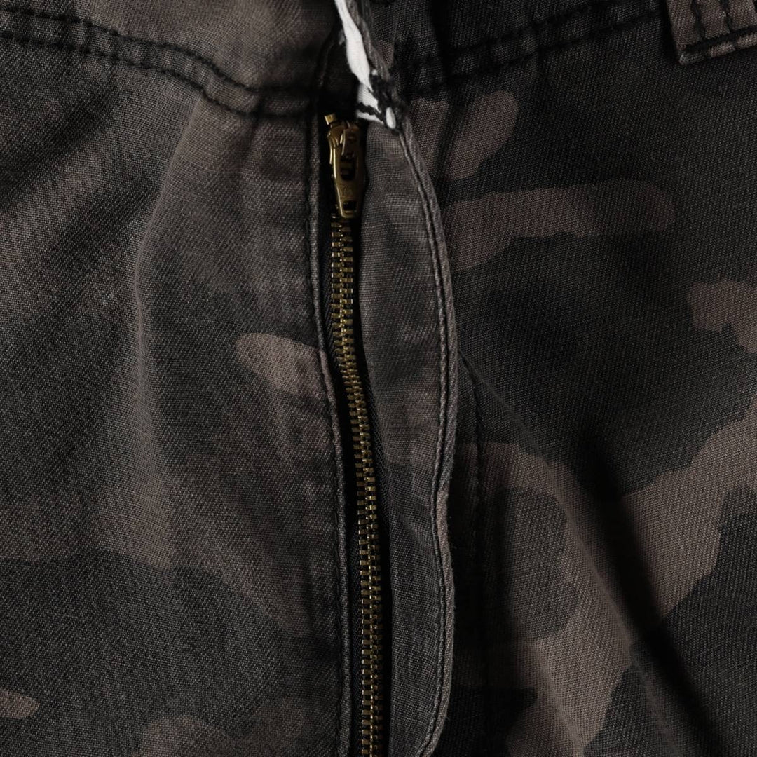 Levi's CARGO Camouflage Pattern Woodland Camo Cargo Shorts, Men's Size W37 (approx.) cotton Khaki type Vintage Second Hand