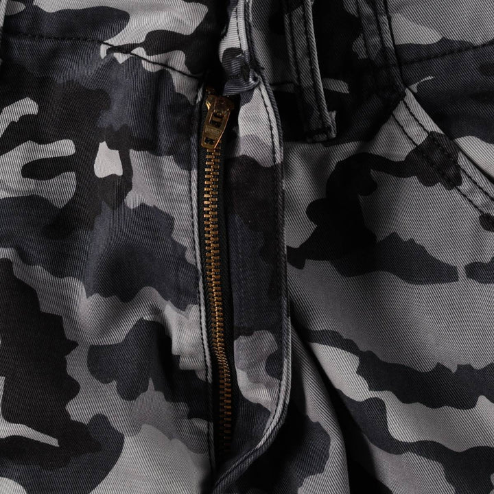 Levi's Camouflage Pattern Woodland Camo Cargo Shorts (Men's W36 equivalent) cotton gray type Vintage Second Hand